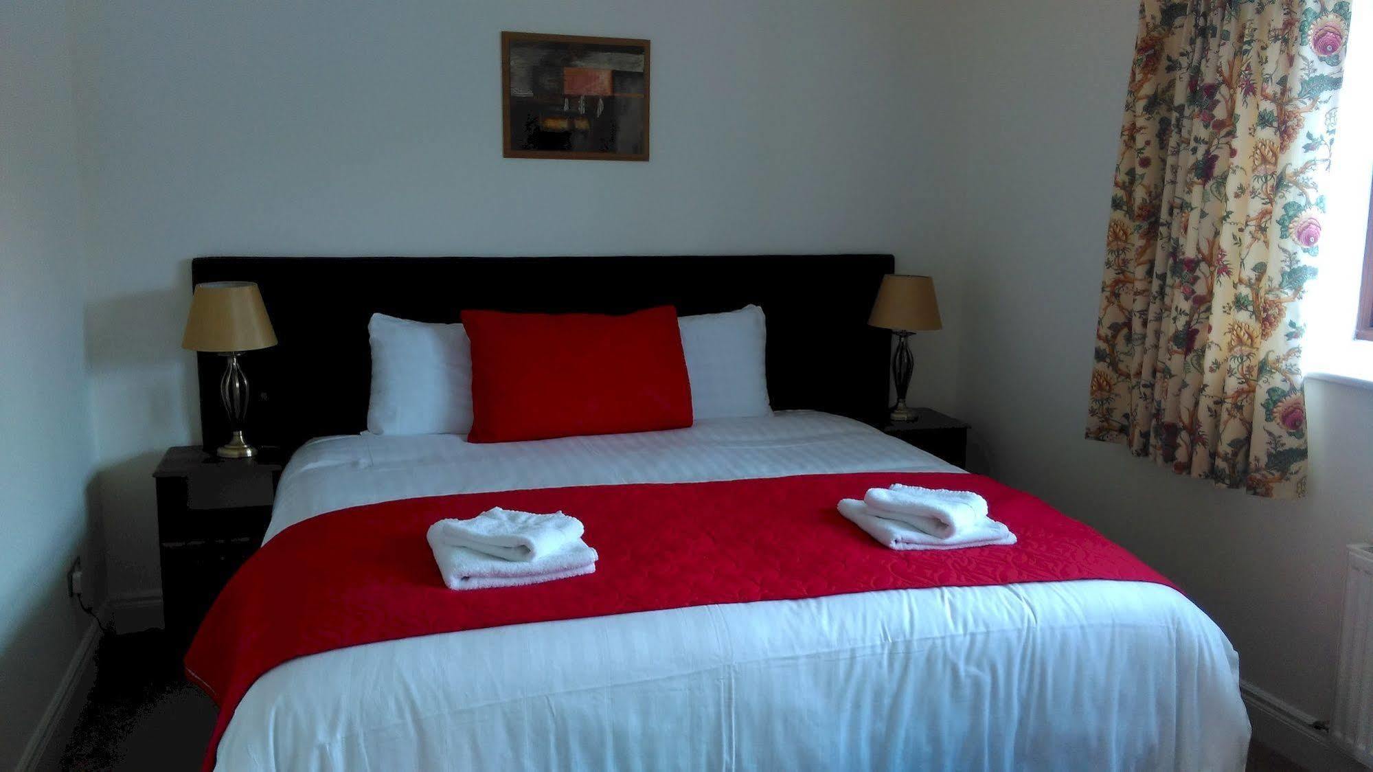 New Forest Estate Lodges Tyrrellspass Ngoại thất bức ảnh